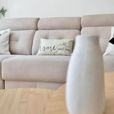 Appartement Apartamento Estilo Nordico Con Piscina En - Garden 4 1a *