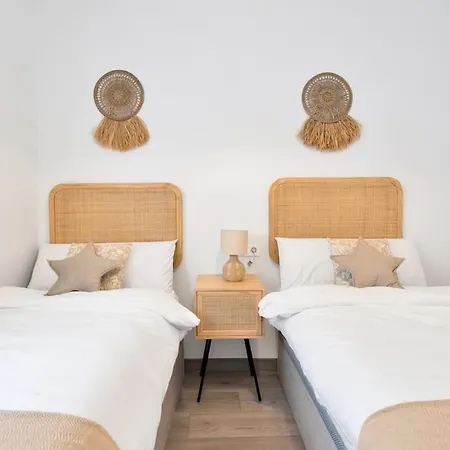 Apartamento Estilo Nordico Con Piscina En - Garden 4 1a *